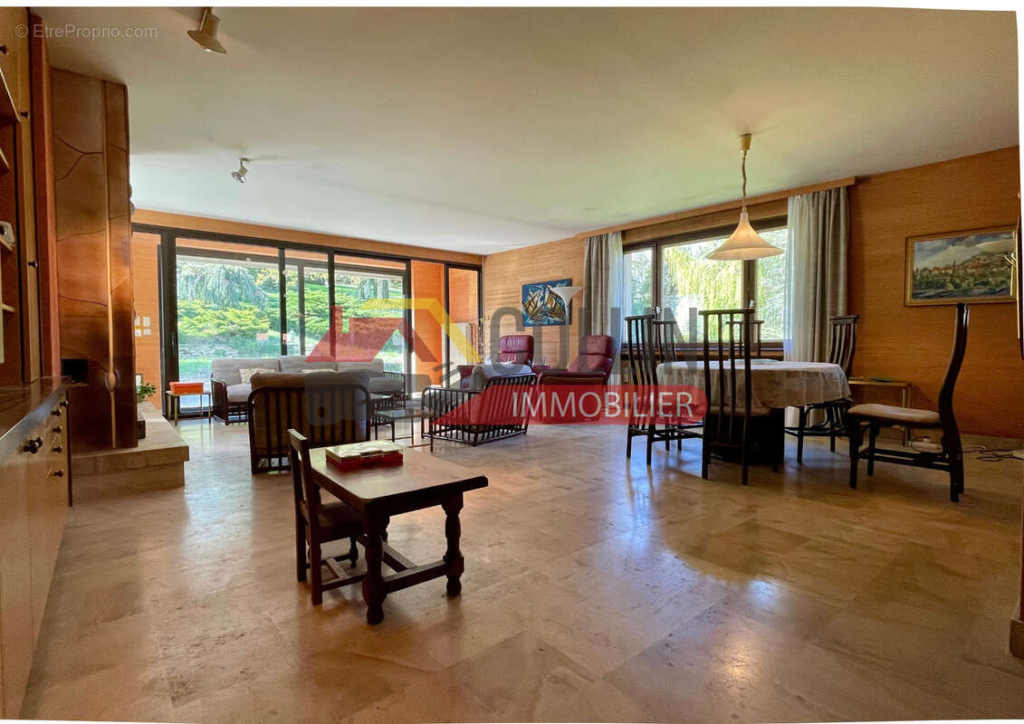 Maison à ROSIERES-AUX-SALINES