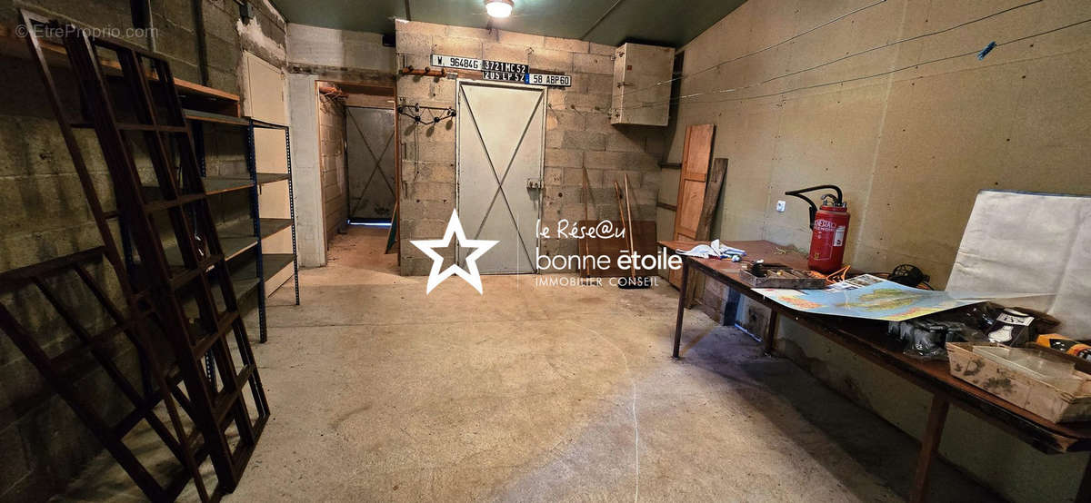 Maison à BOURDONS-SUR-ROGNON