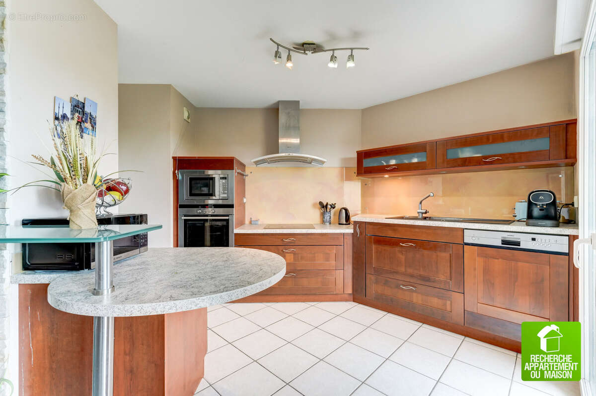 Appartement à BRON