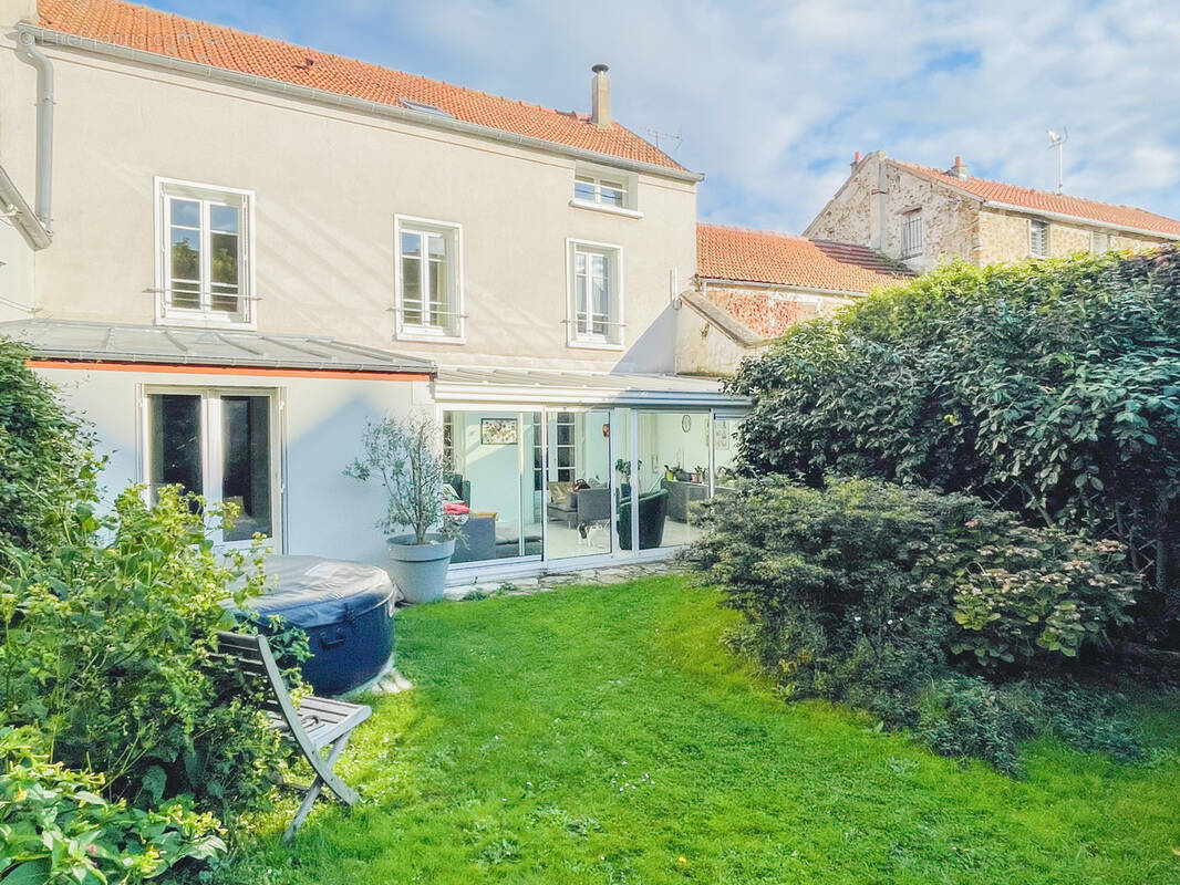 Maison à LONGJUMEAU