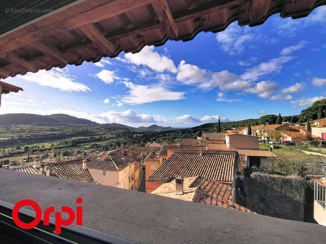 Appartement à LA CADIERE-D'AZUR