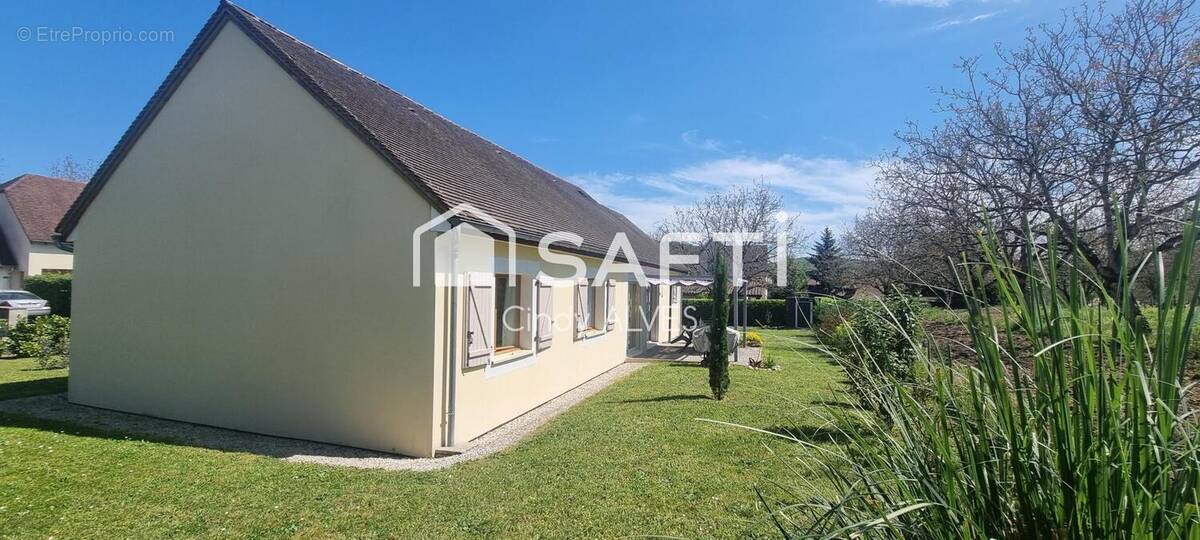 Photo 1 - Maison à MEYRONNE