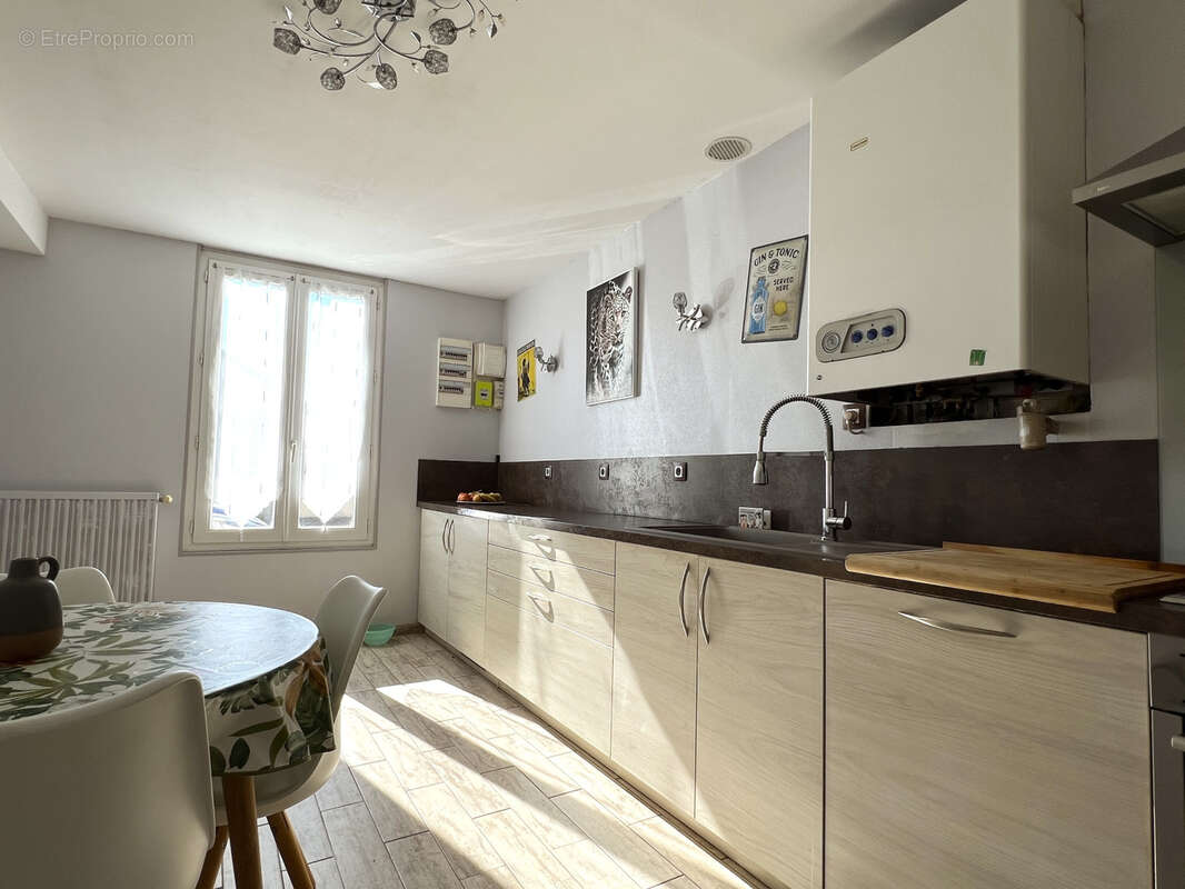 Maison à CHATELLERAULT