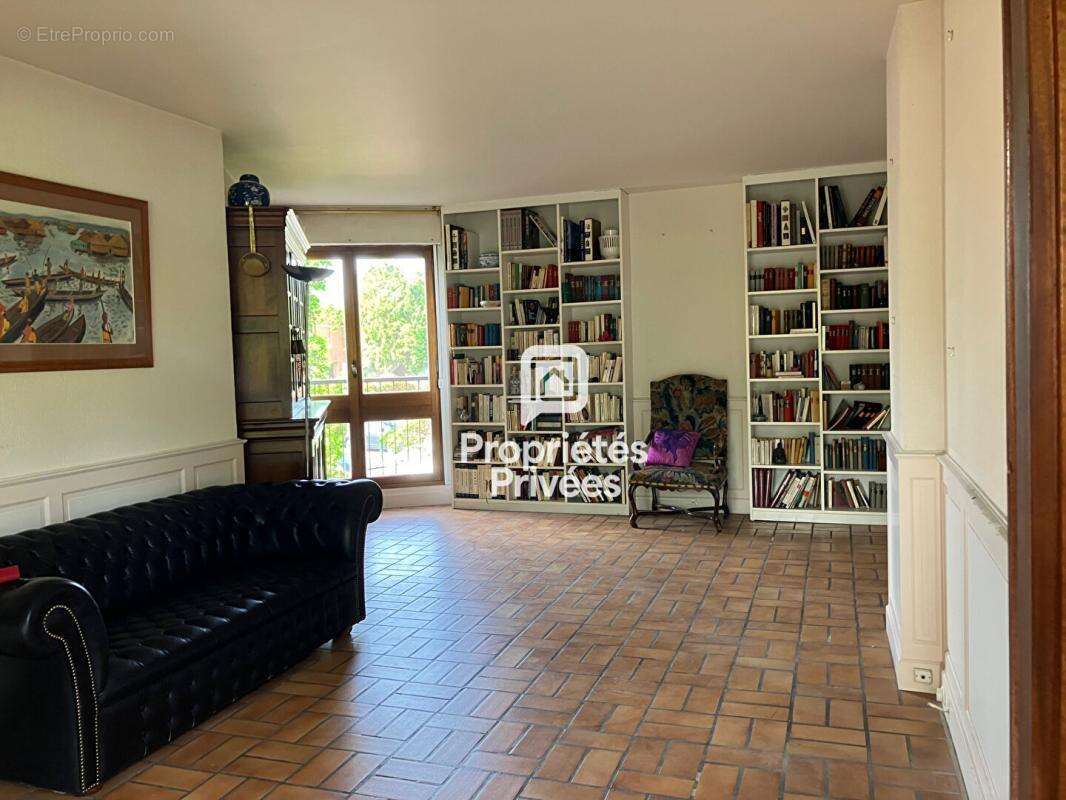 Appartement à LE CHESNAY