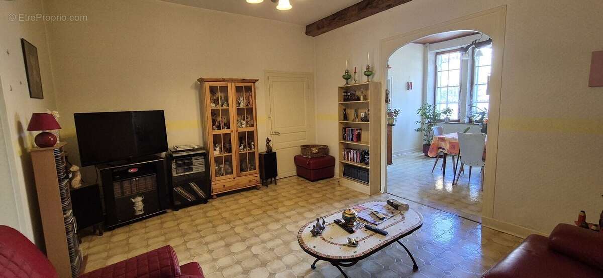 Maison à MEZIN
