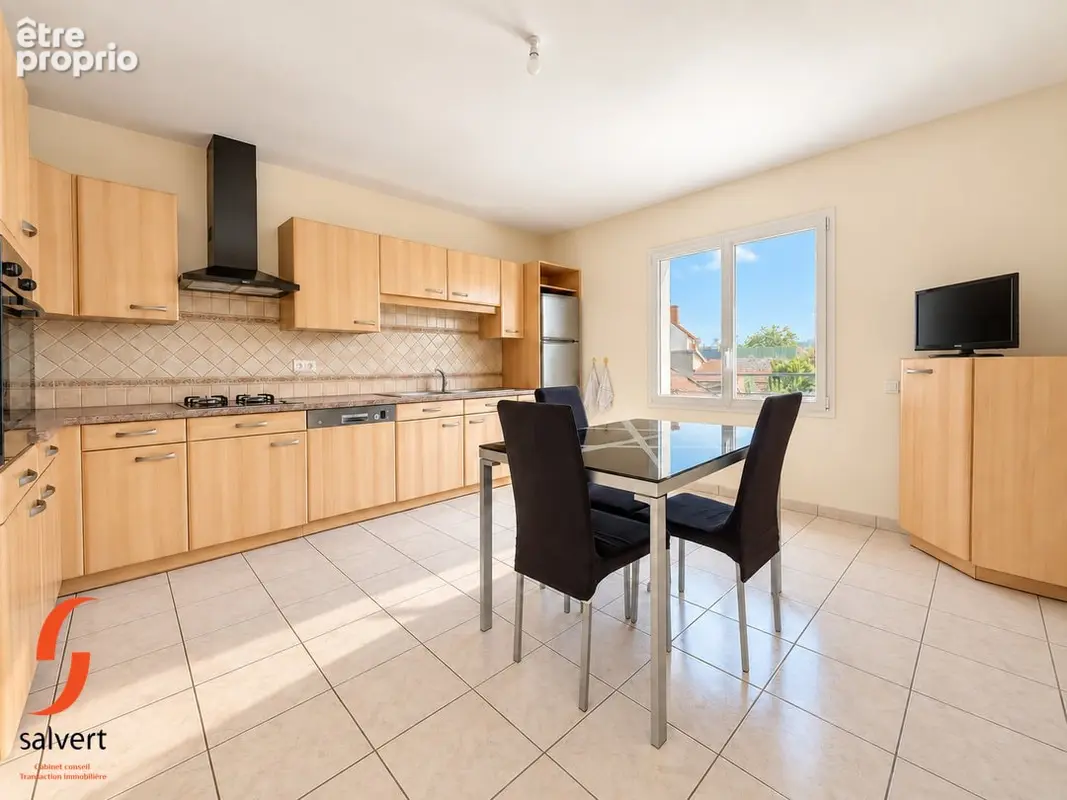 A vendre, Maison 4 chambres, ascenseur, garage, jardin. - photo 4