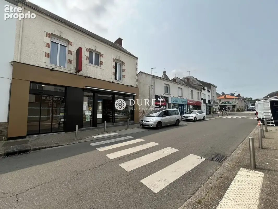 Commerce à AIZENAY