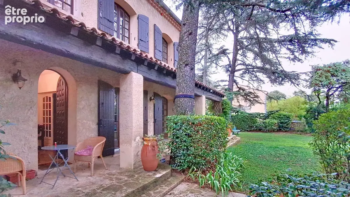 Villa Villeneuve Les Avignon - SECTEUR BELLEVUE - photo 2