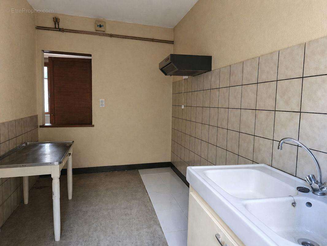 Maison à AYDAT