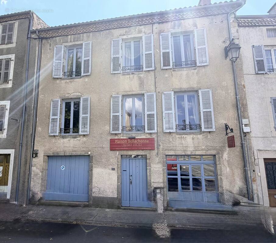 Maison à BELLAC