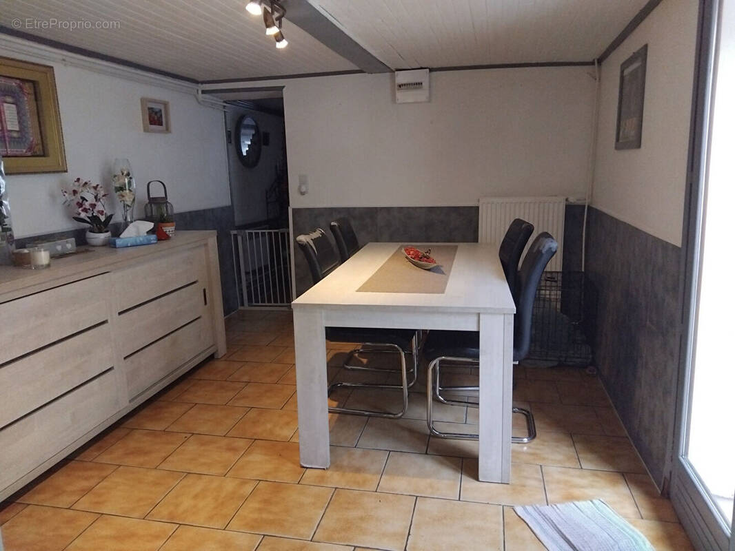 Maison à FRESNES-SUR-ESCAUT