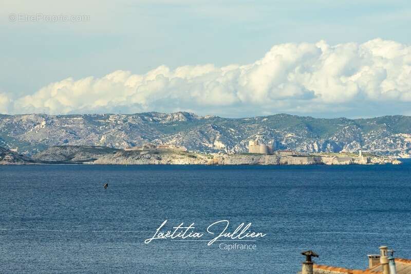 Appartement à MARSEILLE-8E