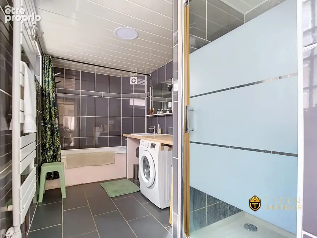 EXCLUSIVITÉ - Maison mitoyenne 88 m²  2 chambres + bureau  Centre-ville Coudekerque-Branche - Titan Immobilier