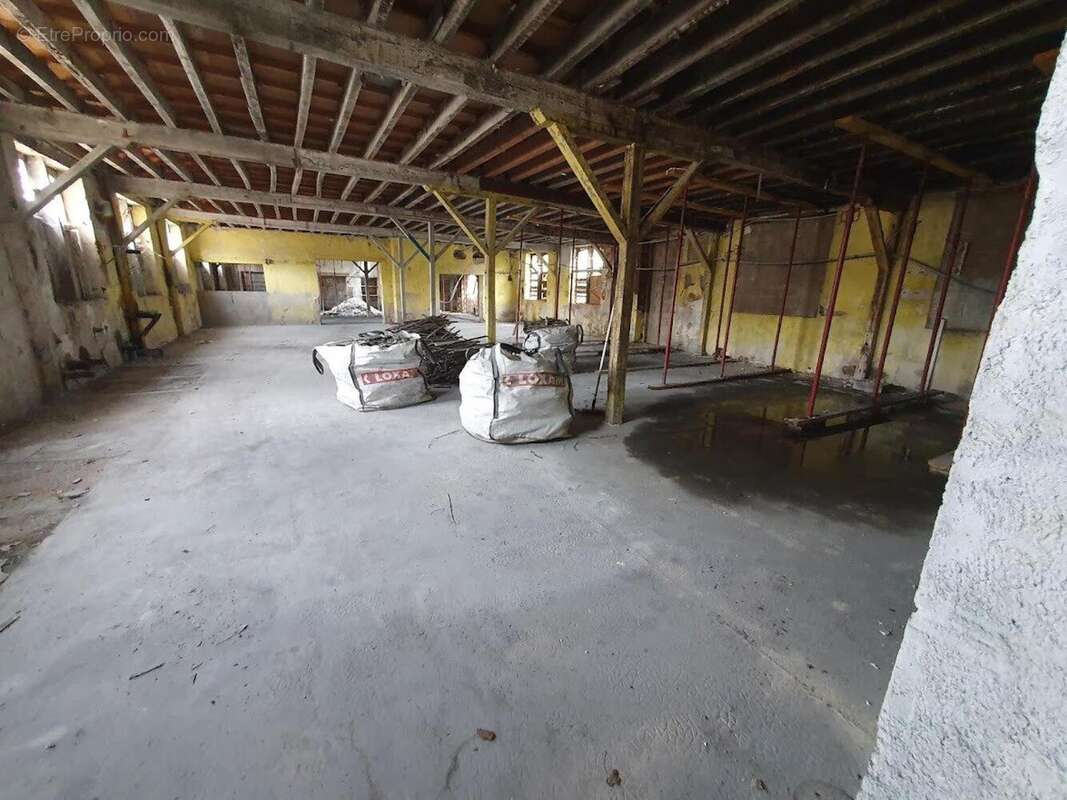 Photo 5 - Appartement à MEHUN-SUR-YEVRE