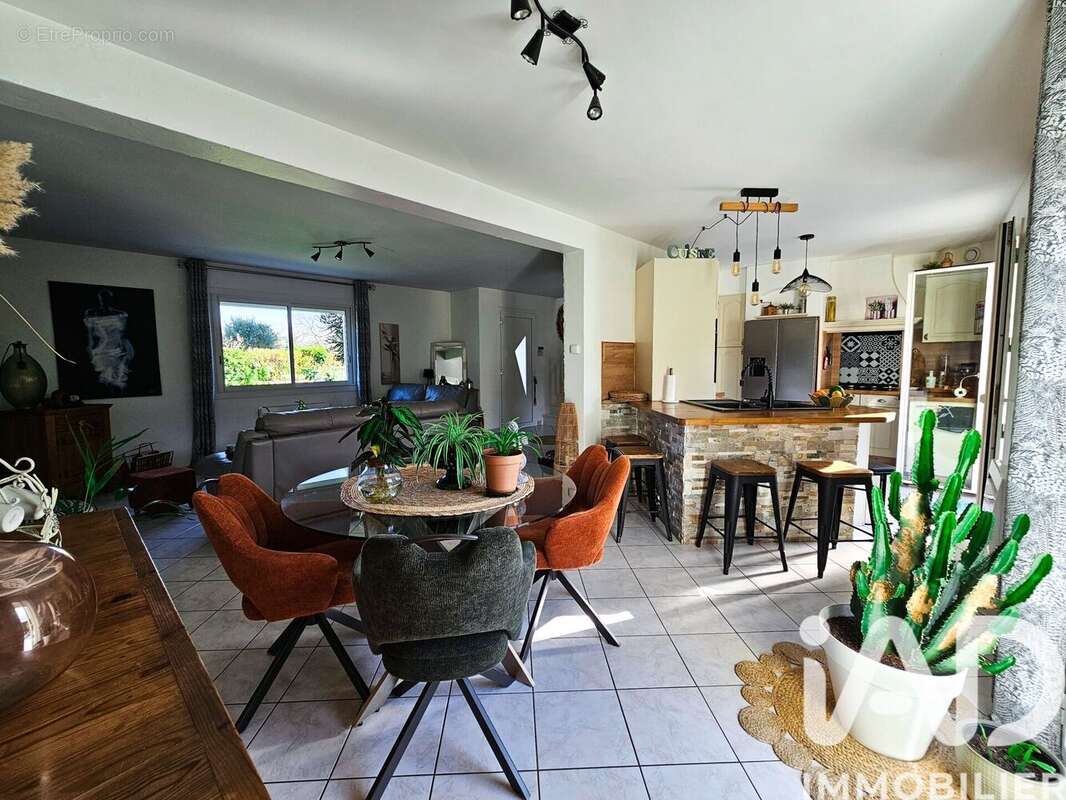 Photo 2 - Maison à CHAMPLAN