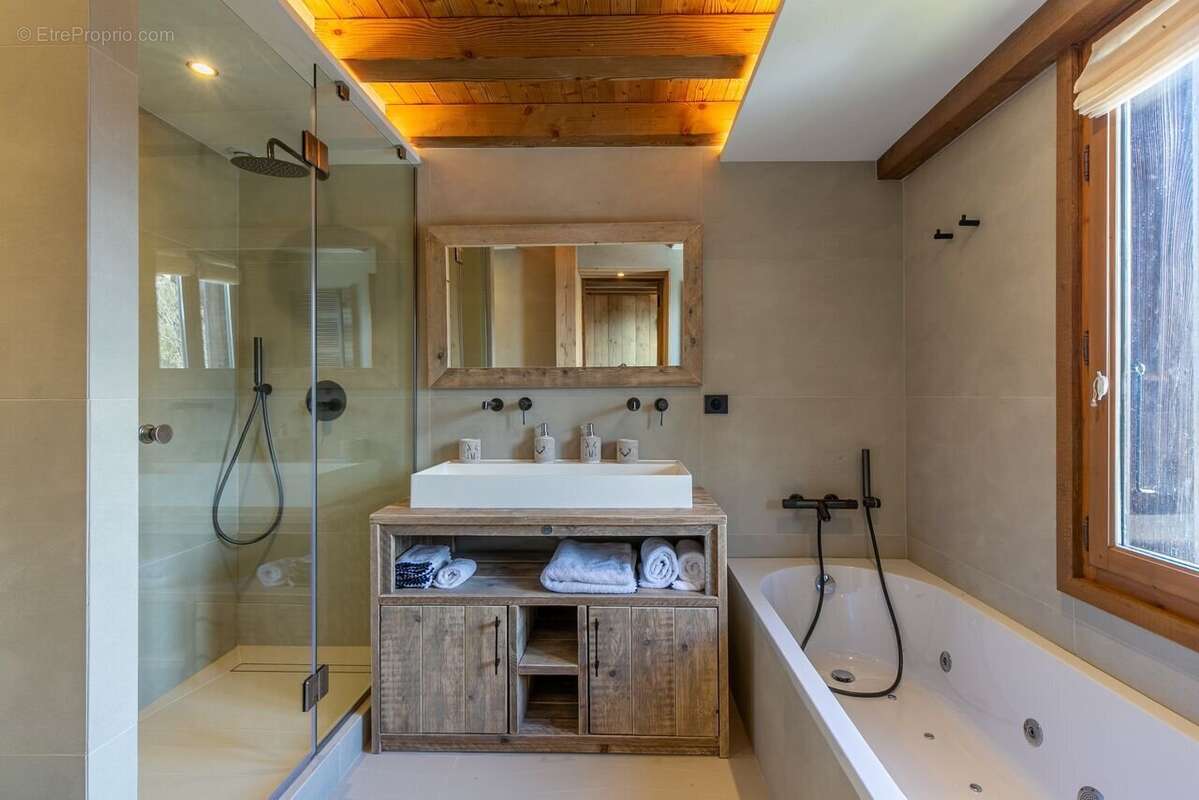 Appartement Megeve 7 pièce(s) 230 m2 - photo 2
