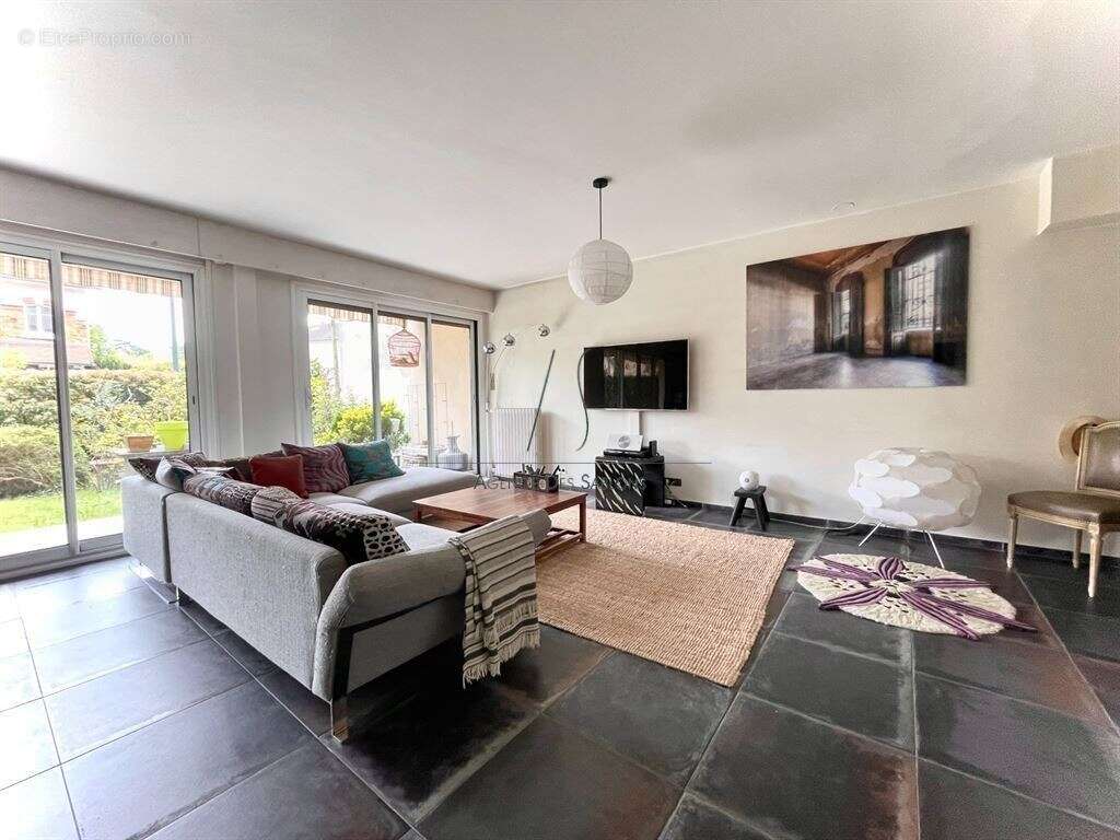 Appartement à LE VESINET