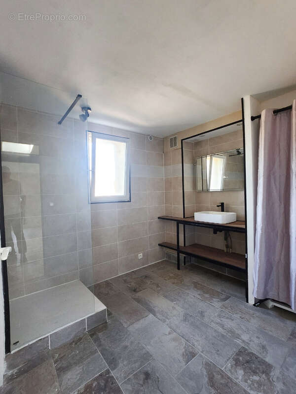 Appartement à PEZENAS