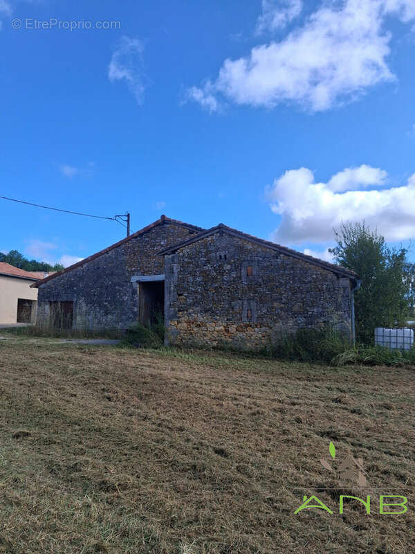 Maison à GRASSAC