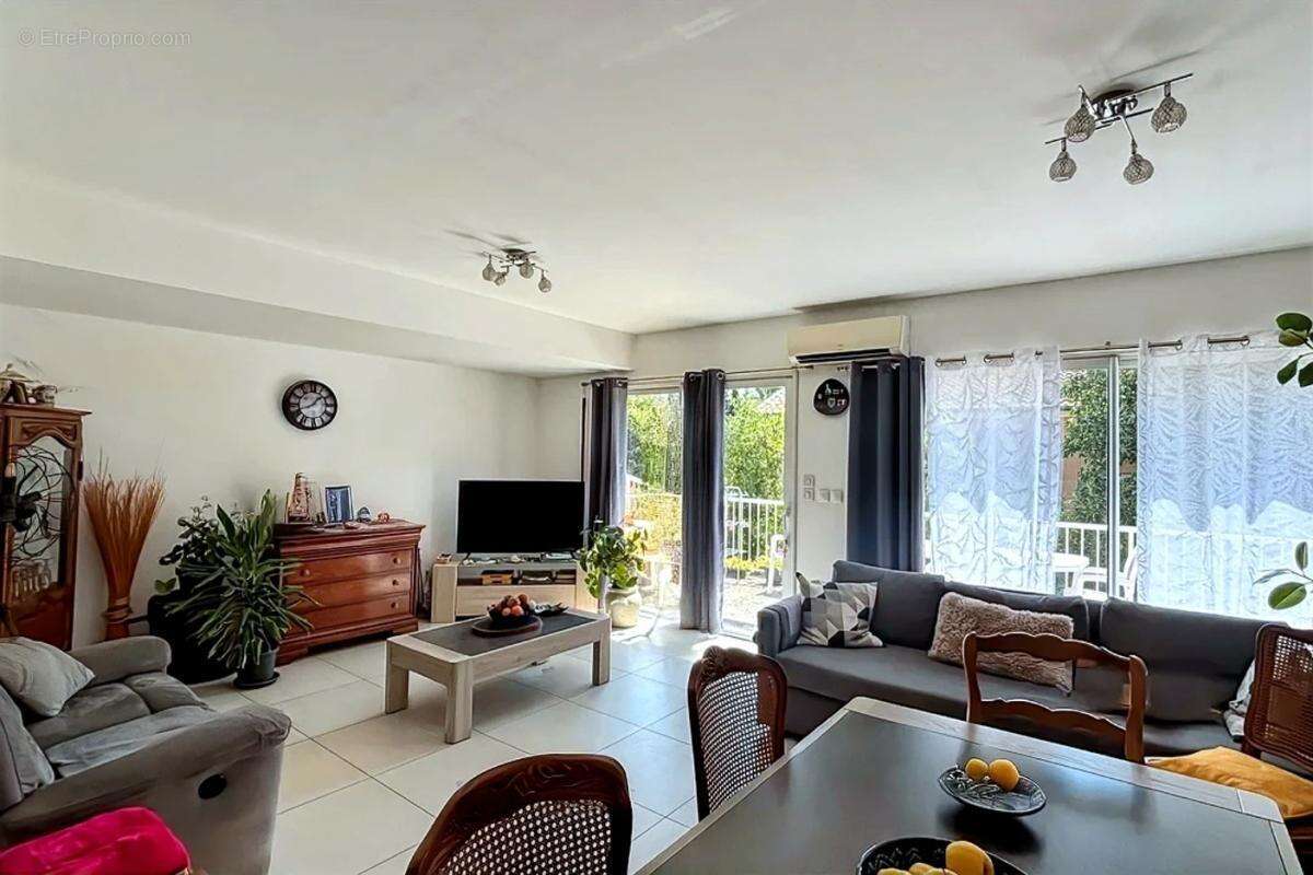 Maison 270 m² à Theziers  - photo 15