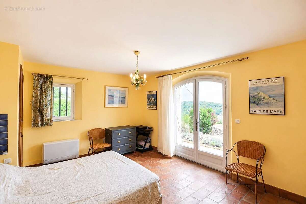 Fayence – Maison en pierre avec vue panoramique, piscine chauffée et oliveraie - photo 11