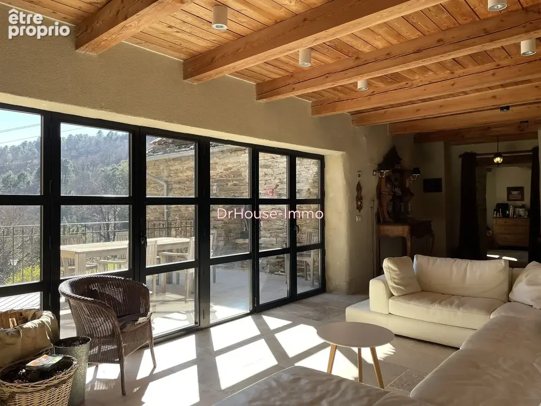 Maison 370 m² à Le Collet-De-Deze  - photo 15