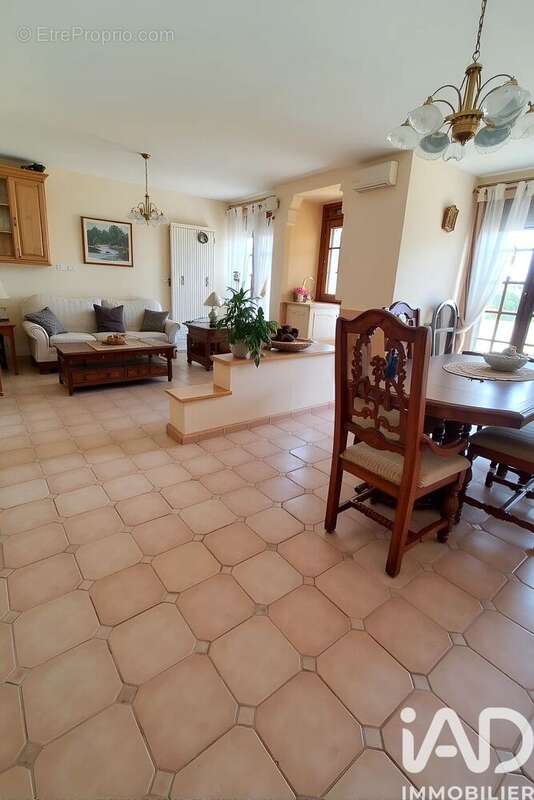 Photo 2 - Maison à VITRY-LE-FRANCOIS