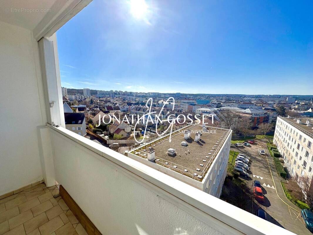 Photo 1 - Appartement à POISSY