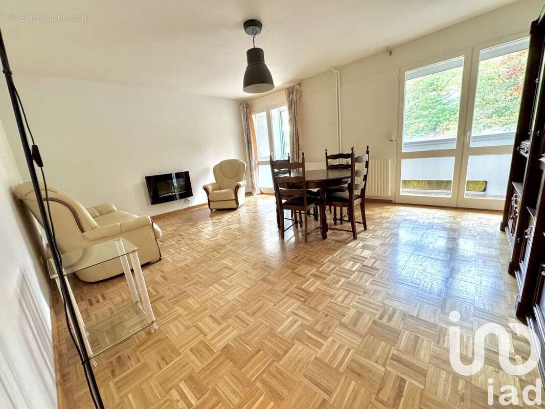 Photo 3 - Appartement à SUCY-EN-BRIE