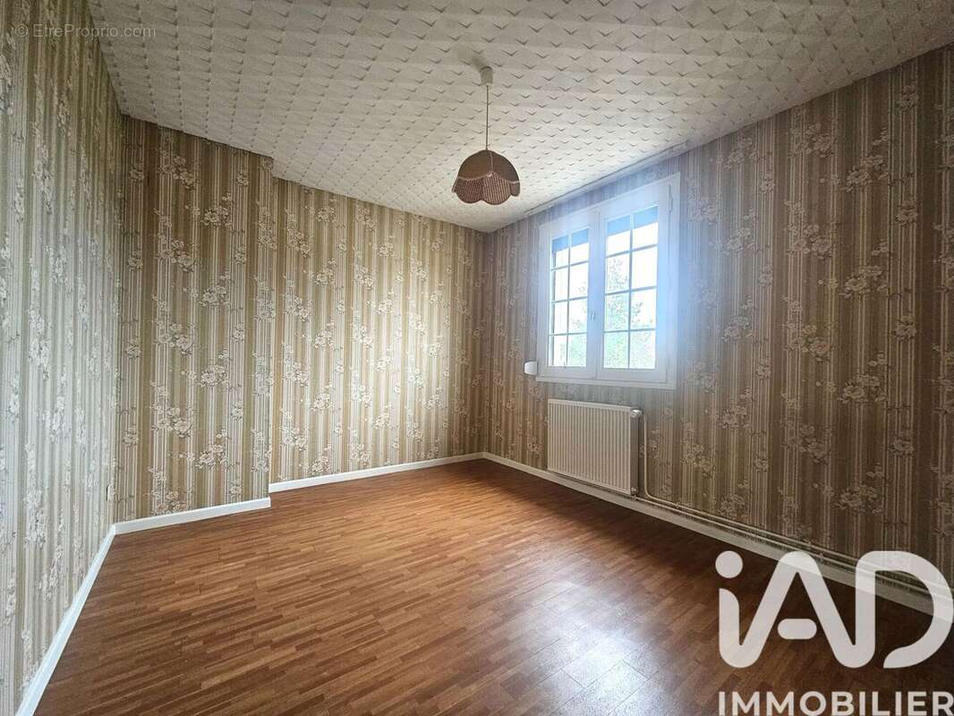 Photo 9 - Maison à CORMONTREUIL