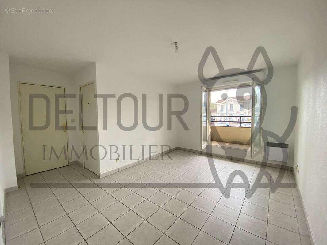 Appartement à COULOMMIERS