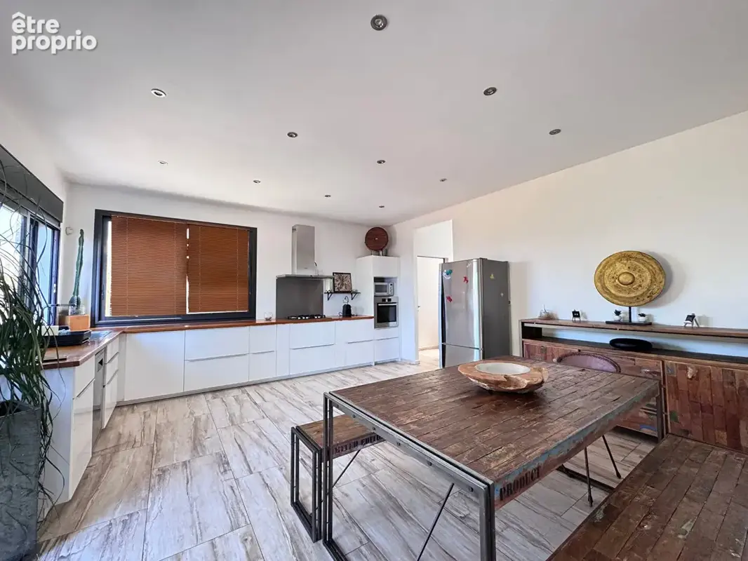 Villa T4 avec Studio - 207 m2 - Piton Saint Leu - photo 4