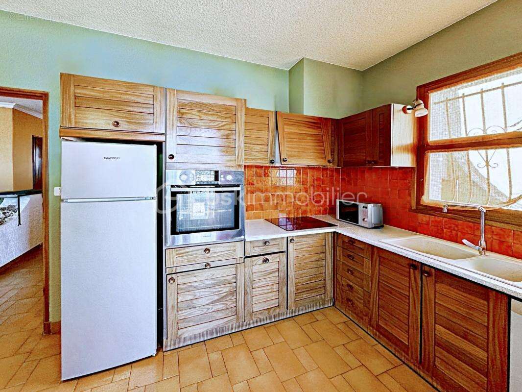 Maison à SIX-FOURS-LES-PLAGES