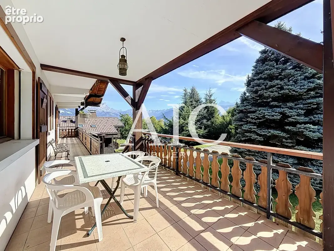 Chalet avec beau terrain de 1 636 m2, tres belle vue sur le du mont-blanc - photo 11