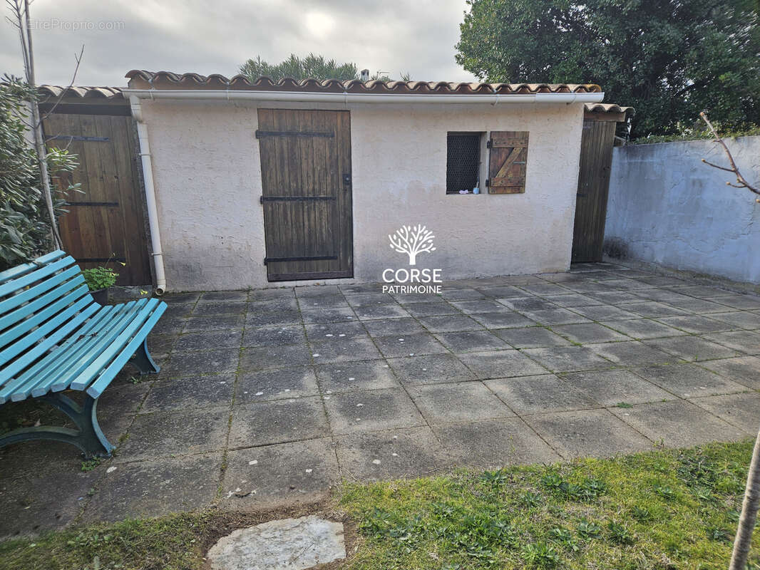 Maison à SANTA-MARIA-POGGIO