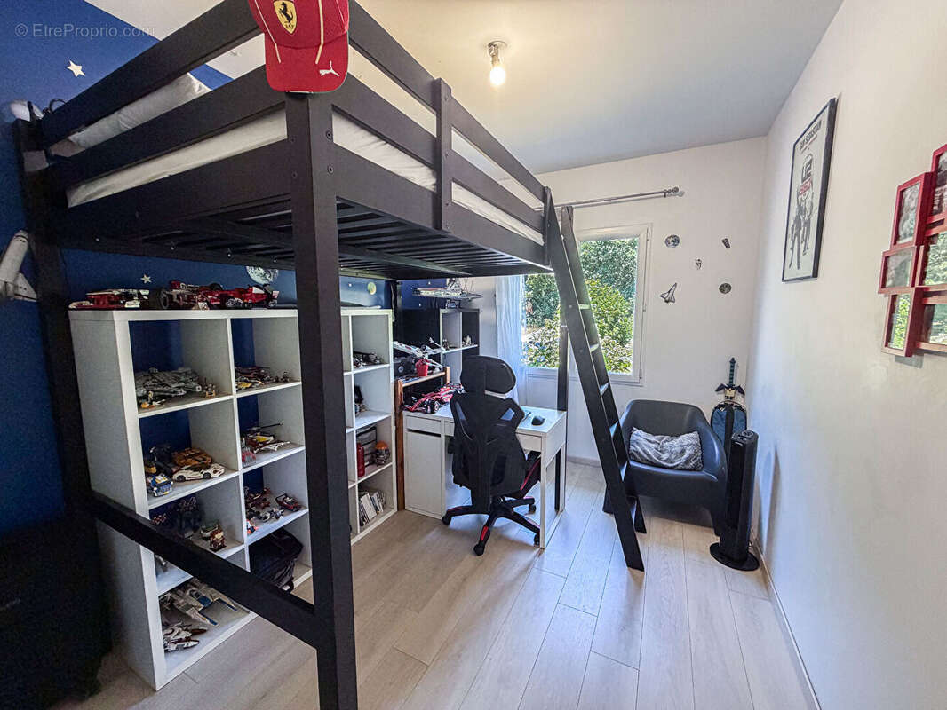 Maison 138m2 - 5 chambres - garage - photo 13