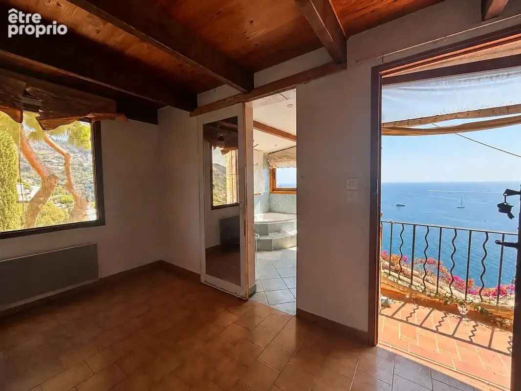 Propriété à rénover - accès pédestre - vue mer & piscine - photo 14