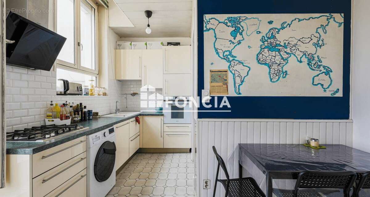 Grenoble hyper-centre - appartement t3 105 m² - photo 3