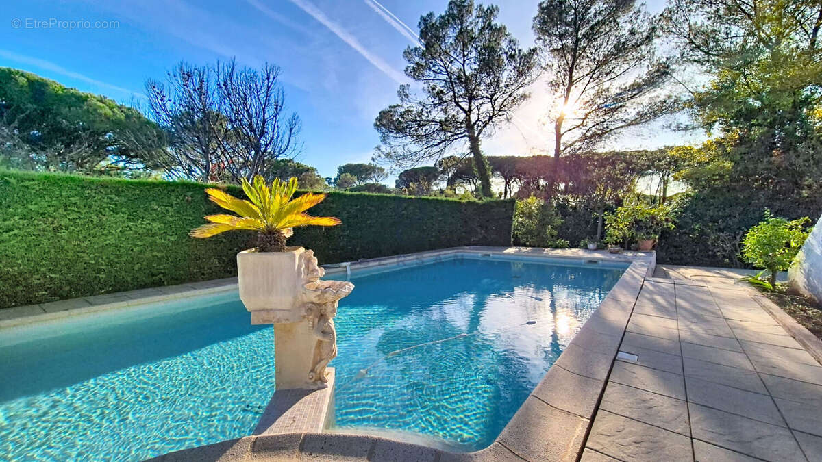 Maison à SAINT-RAPHAEL