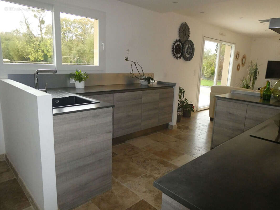 Maison à PONT-L&#039;EVEQUE