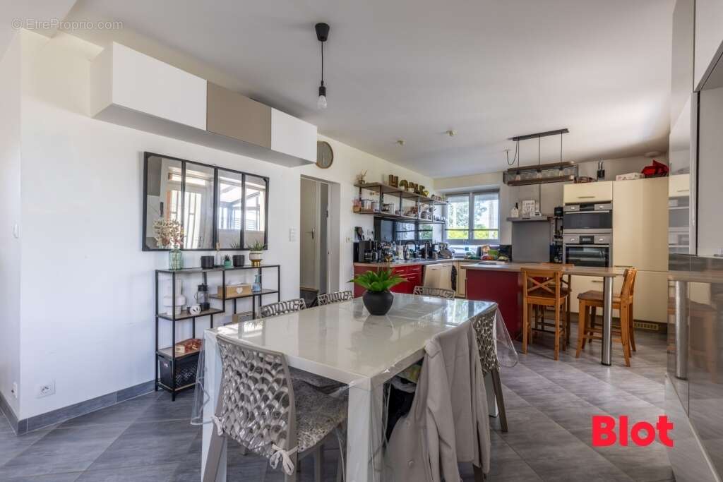 Maison 85 m² à Vern-Sur-Seiche  - photo 4