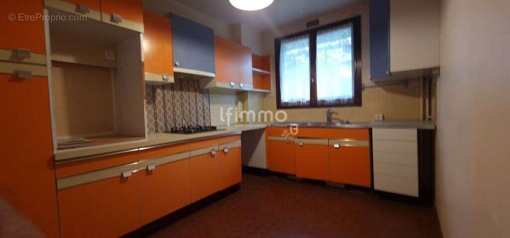Appartement à IVRY-SUR-SEINE