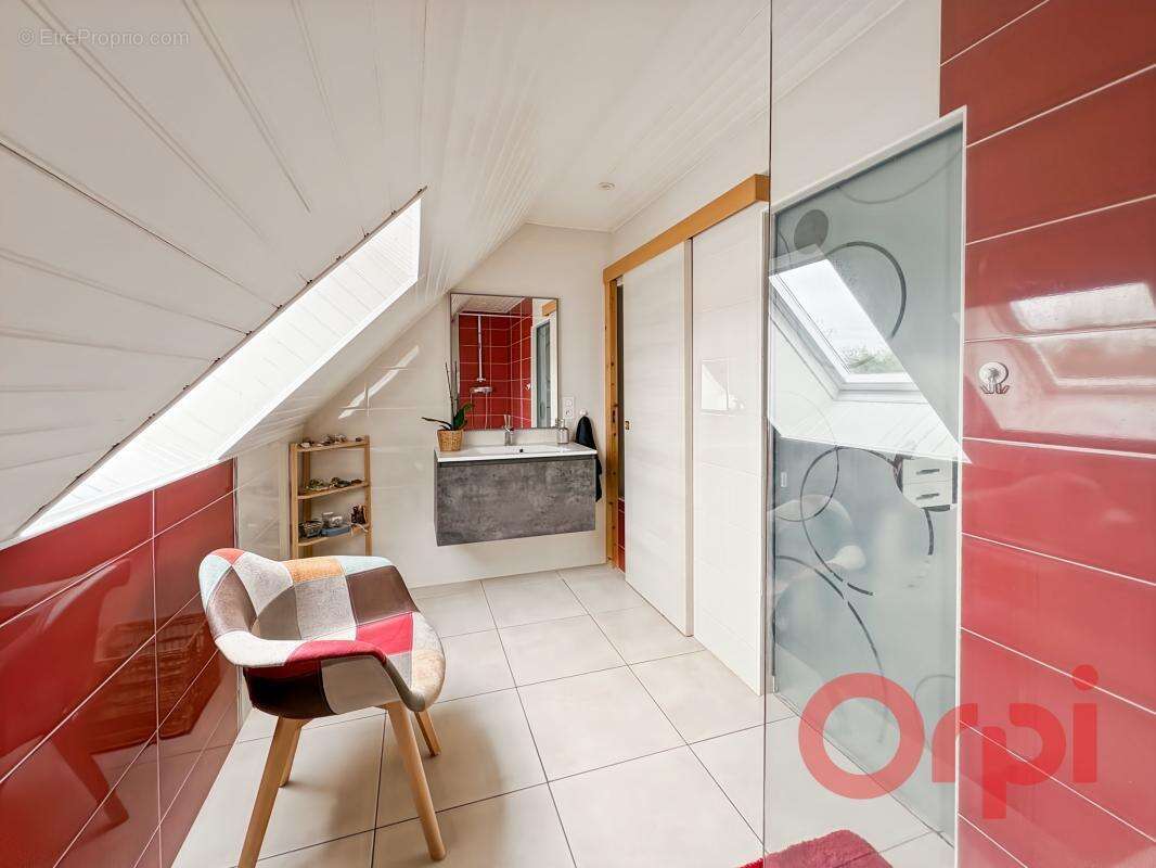 Maison à COSNE-D'ALLIER