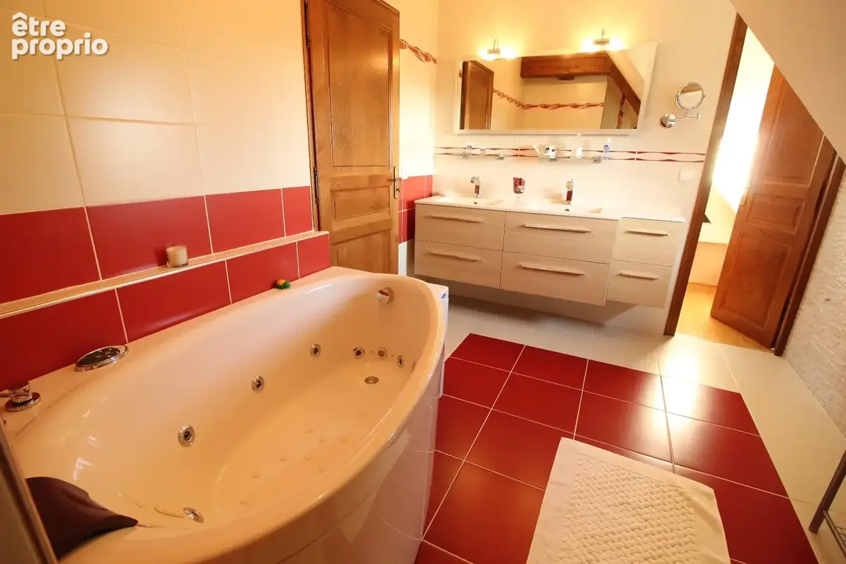 Demeure Normande 222 m² - 7 pièces - photo 18