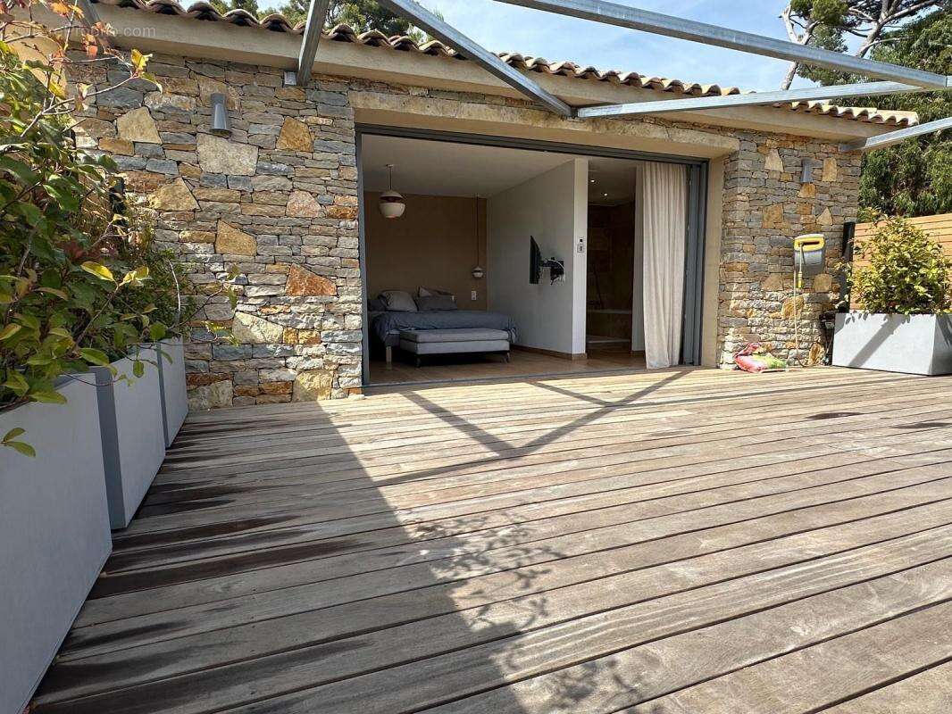 Maison à LA CADIERE-D&#039;AZUR