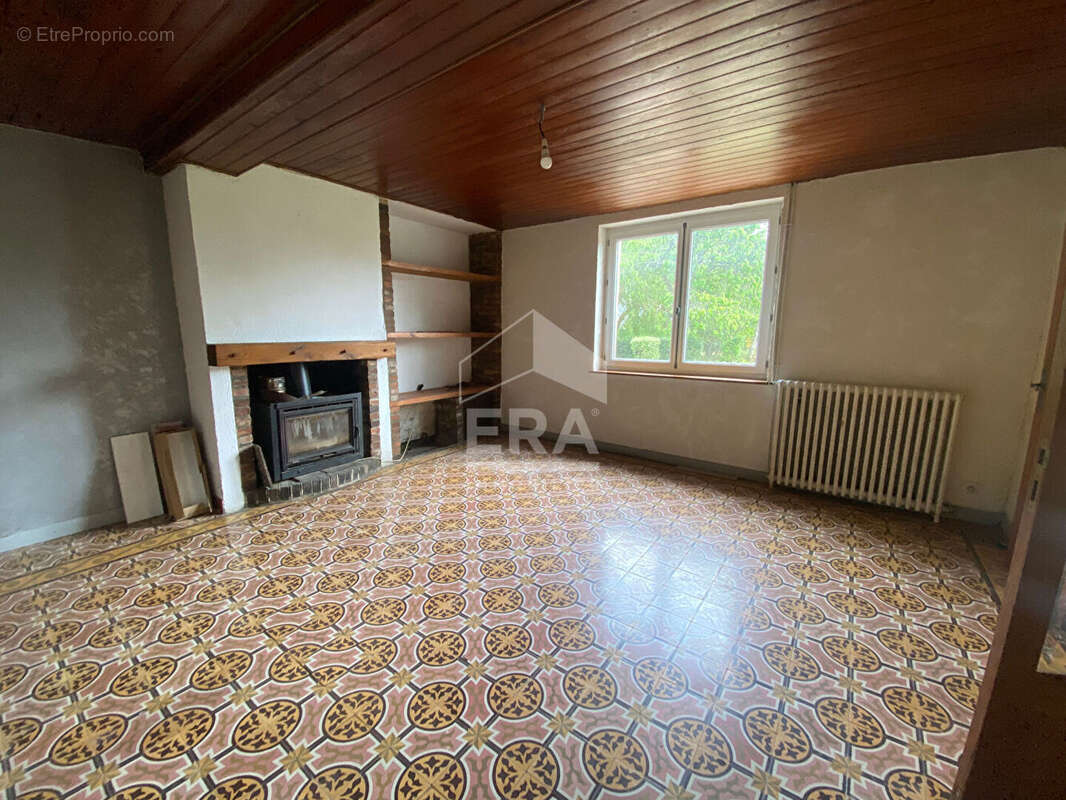 Maison à NEUILLY-SUR-EURE