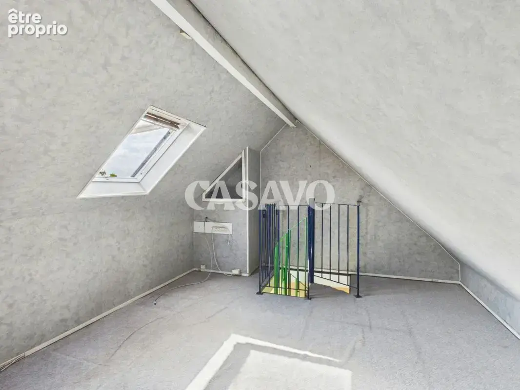 Vente Maison 5 pièces de 155m² - 94120 Fontenay-sous-Bois - photo 12