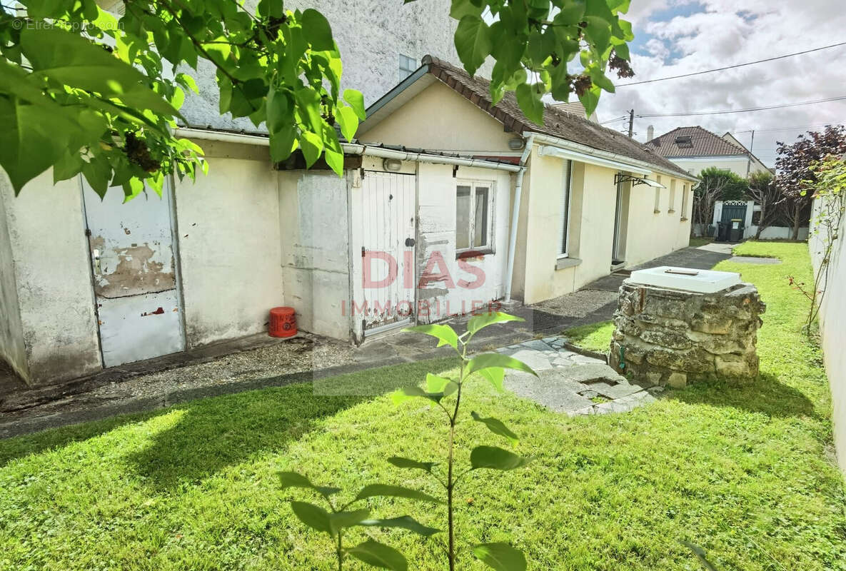 Maison à PONTAULT-COMBAULT