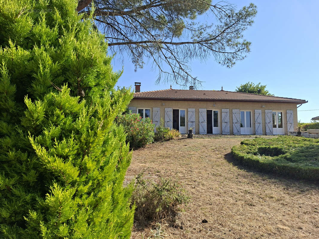 Maison à MIRANDE
