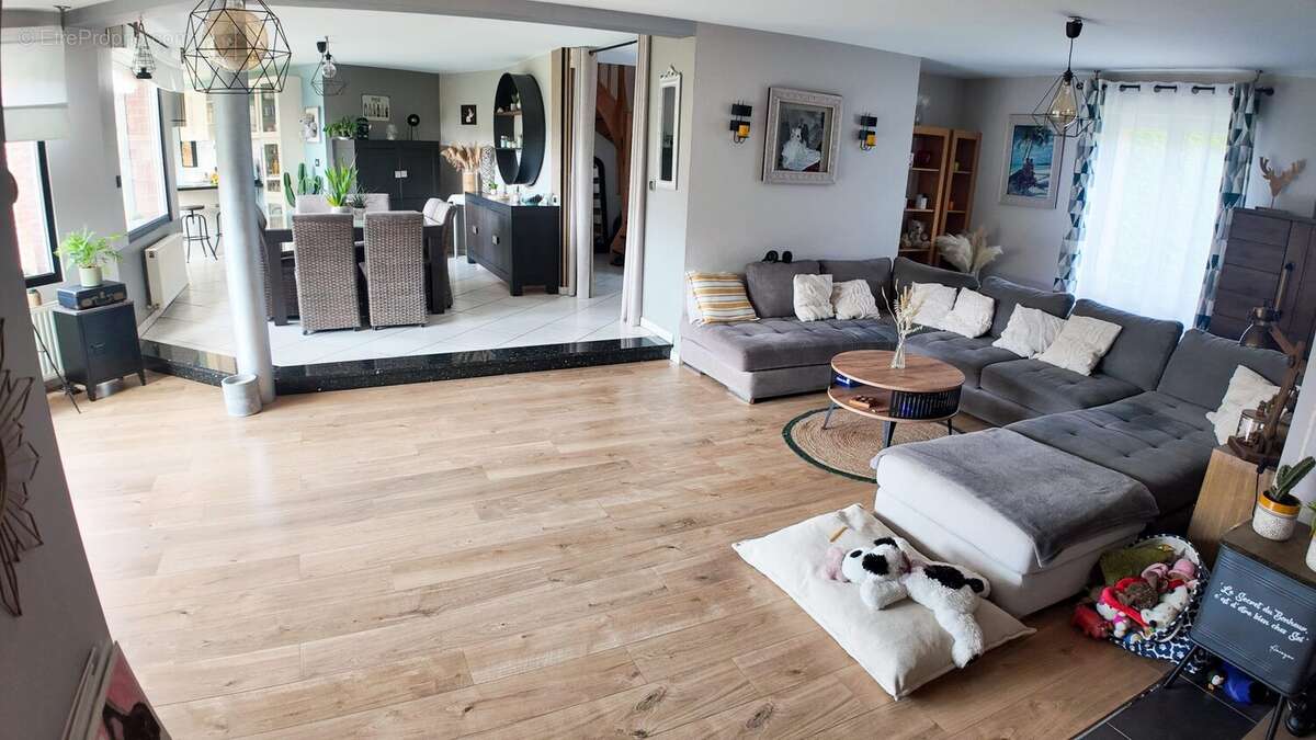 Maison à LYS-LEZ-LANNOY